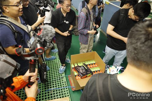 30技嘉工廠行 頂級大雕就在這里煉成